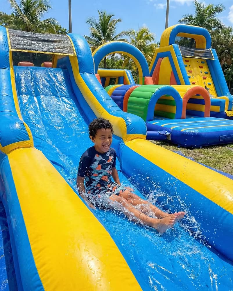 About Bouncehouse360