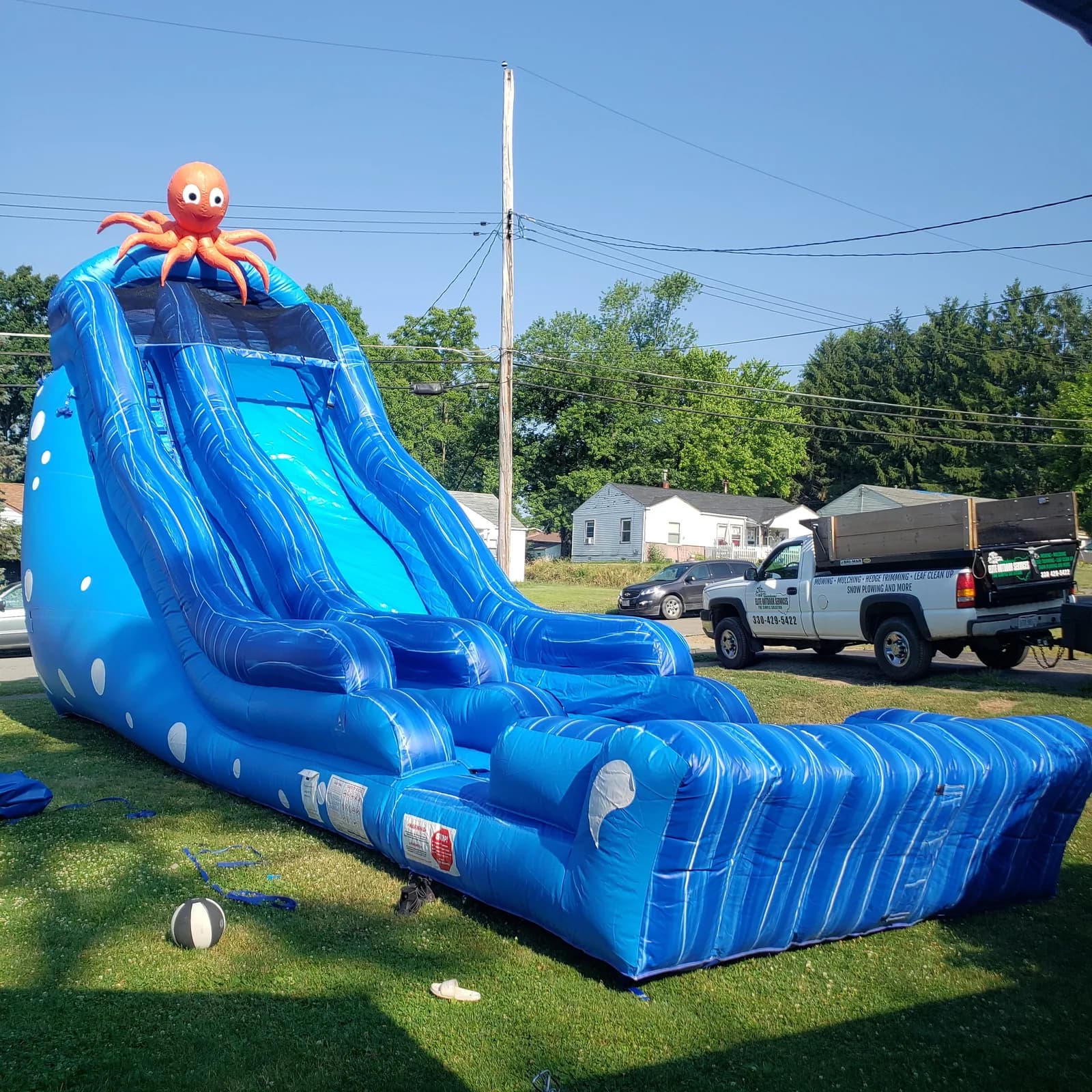 Sea Slide + Table & 8 Chairs party rental