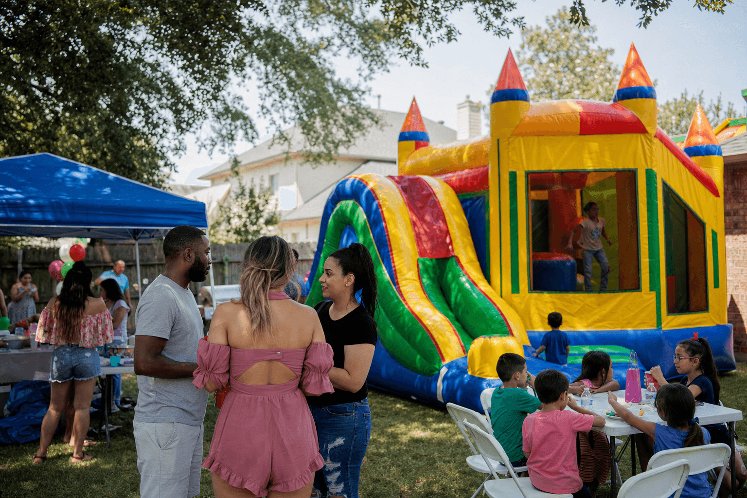 5 Things to Look for in Modern Bounce Houses in Houston