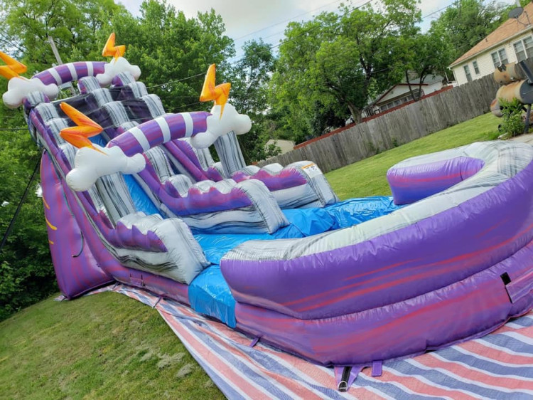 Thunder 19 ft Slide